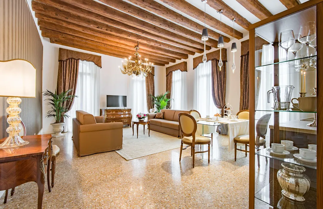 San Teodoro Palace - Luxury Apartments-1