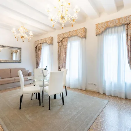 San Teodoro Palace - Luxury Apartments-2