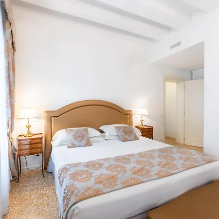 San Teodoro Palace - Luxury Apartments-3
